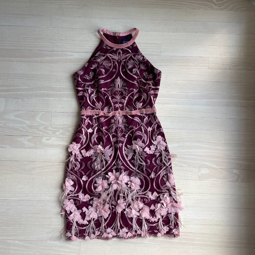 Marchesa Notte Size 6 Maroon & Light Pink 3D applique dress